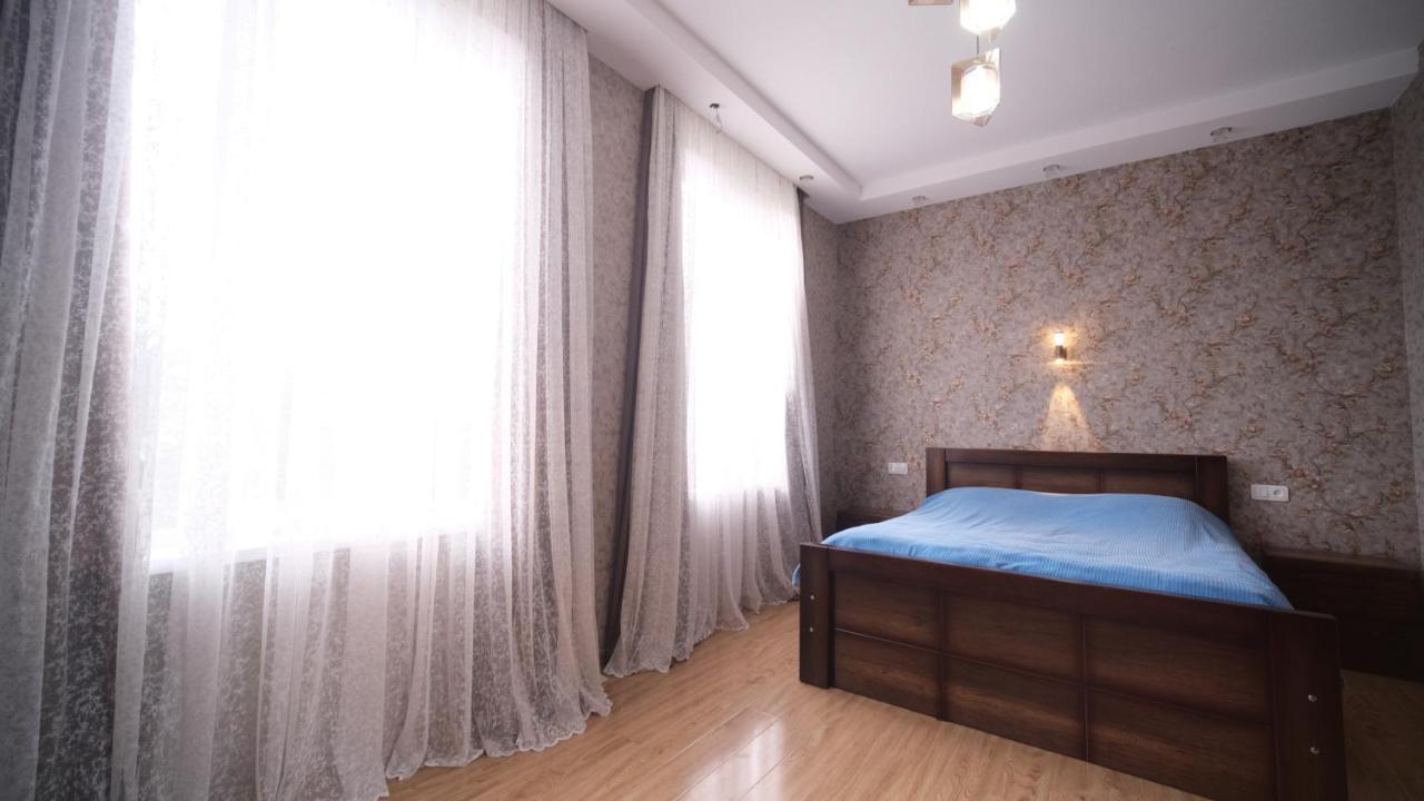 Guesthouse - Family Hotel Bagdati ภายนอก รูปภาพ