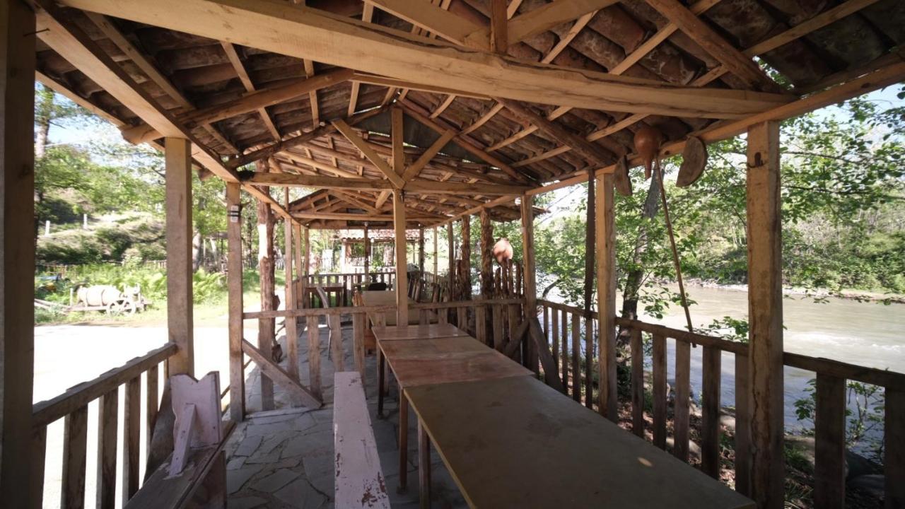 Guesthouse - Family Hotel Bagdati ภายนอก รูปภาพ