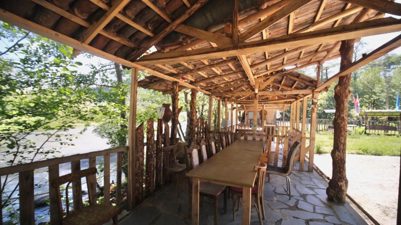 Guesthouse - Family Hotel Bagdati ภายนอก รูปภาพ